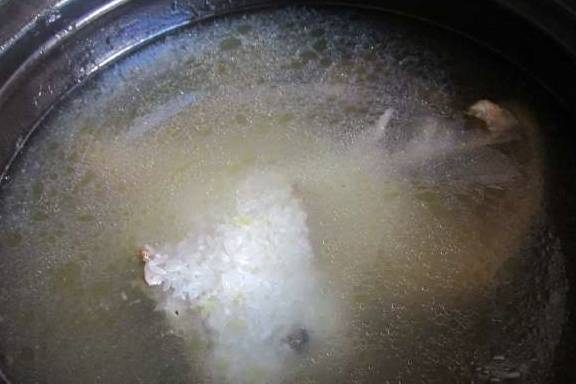 营养|早餐吃这个，1碗下肚全身暖，增强抵抗力不感冒，孩子老人要多吃