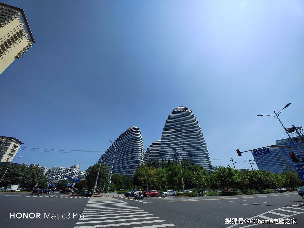 样张|荣耀Magic3 Pro评测：全能科技旗舰或成iPhone 13杀手