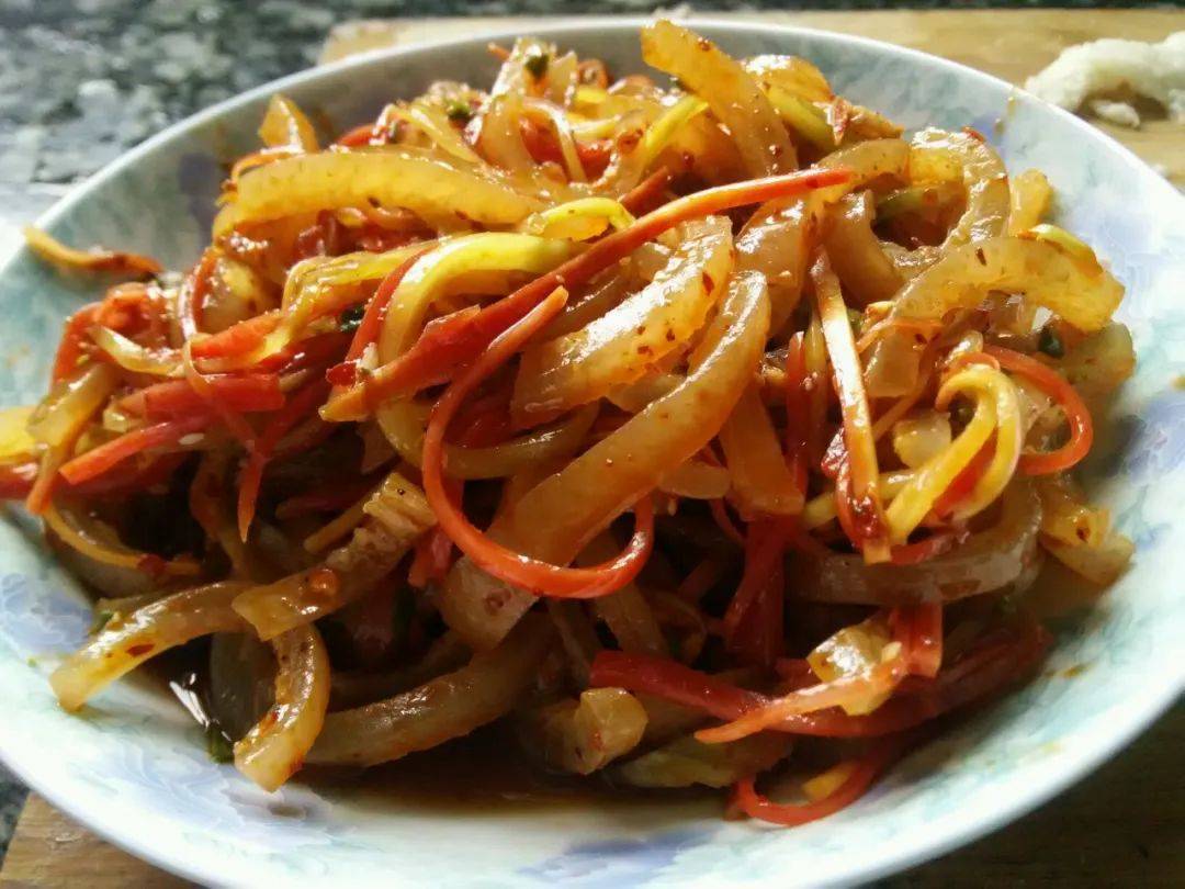 猪皮养颜猪皮家常做法好吃不腻