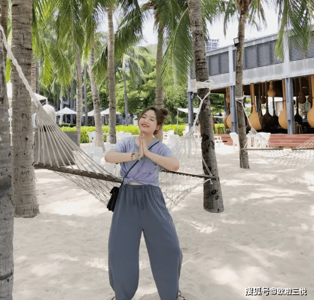 夏天|微胖妹纸夏天要这么穿！遮肉又显气质！