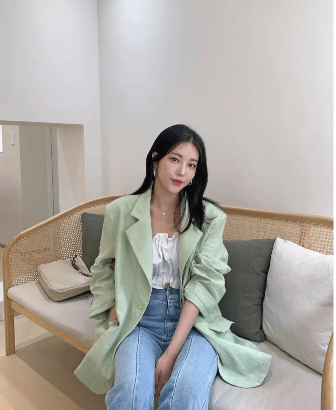 趋势|吊带+外套=最美换季穿搭!