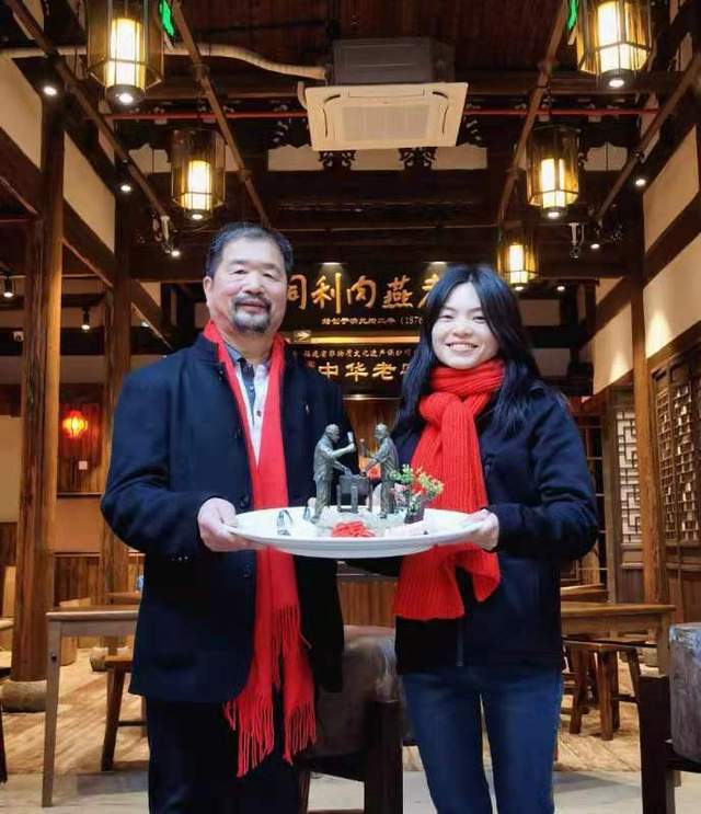 赢商探店同利肉燕百年老字号的传承与创新