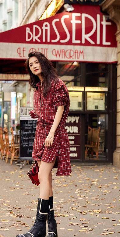 时尚|陈钰琪又瘦又美，私服穿搭甜美时髦，难怪老板唐嫣力捧