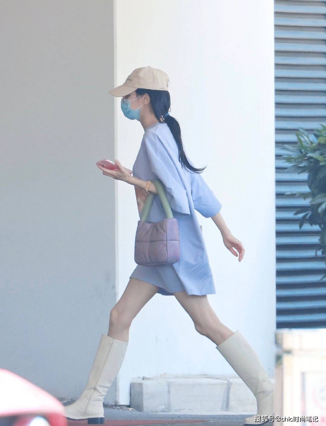 一身|短裙和马丁靴真的是当之无愧的A+搭档