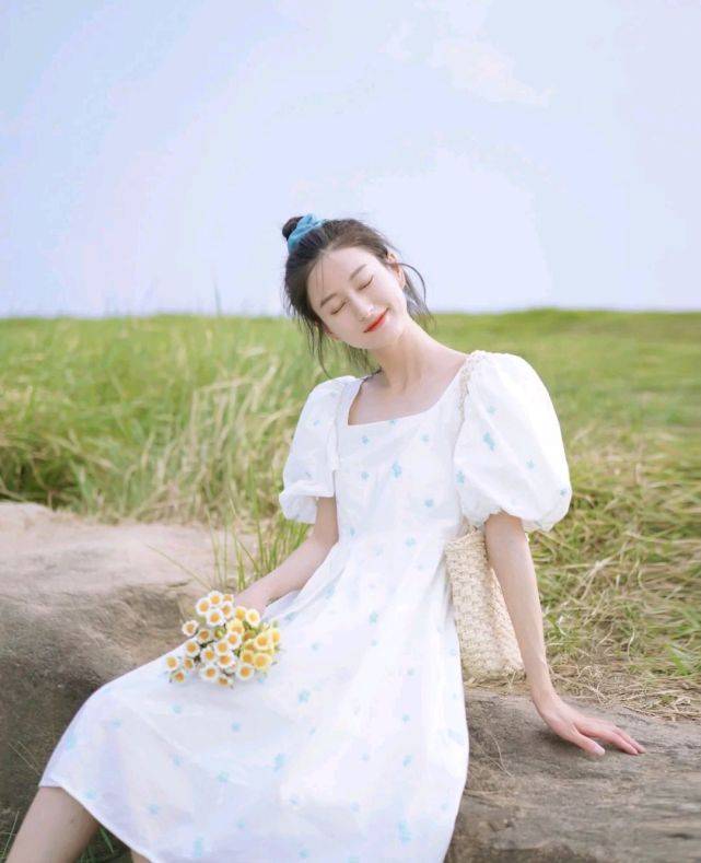 服装|早秋怎么穿搭才能展示温柔气质？只要挑对了服装，轻松呈现女人味