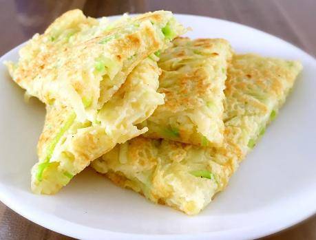 做法|春天包子油条靠边站,早餐吃鸡蛋饼,香软美味营养高,10分钟上桌