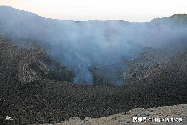 日本有一座“自杀火山”，来这必须购买双程票，否则就会违法