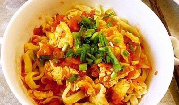 肉丝面|十年面点师傅：面条这样做，孩子吃个底朝天，早餐不用再发愁
