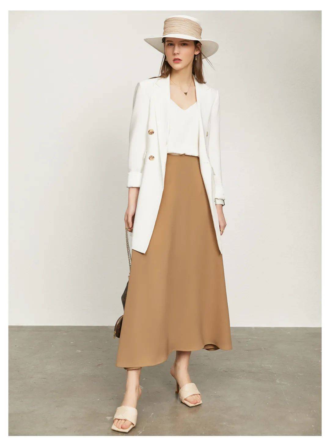 夏末秋|夏末秋初，换季这样穿也太美了！