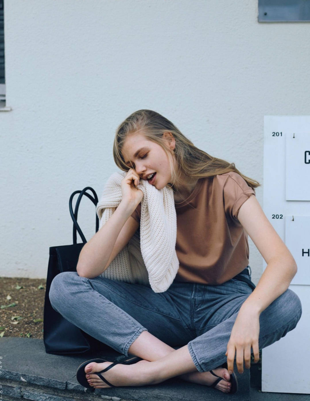 黑色|日系搭配也可以随性时髦！12套日系风穿搭，快快学起来！