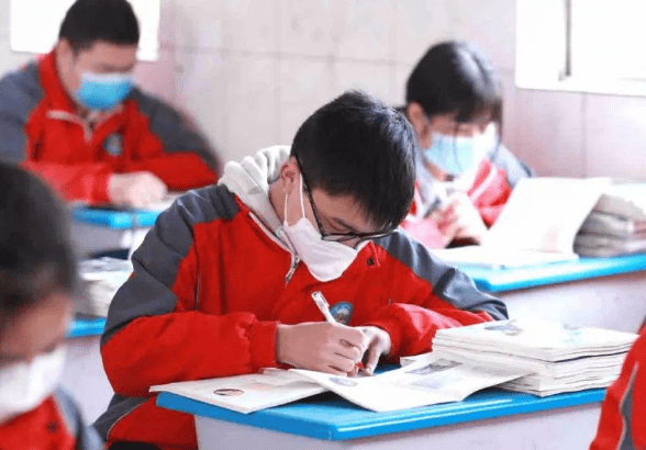 怎么考公立小学 dffb0b5814d14738bbc39ce1f39dbe93.png