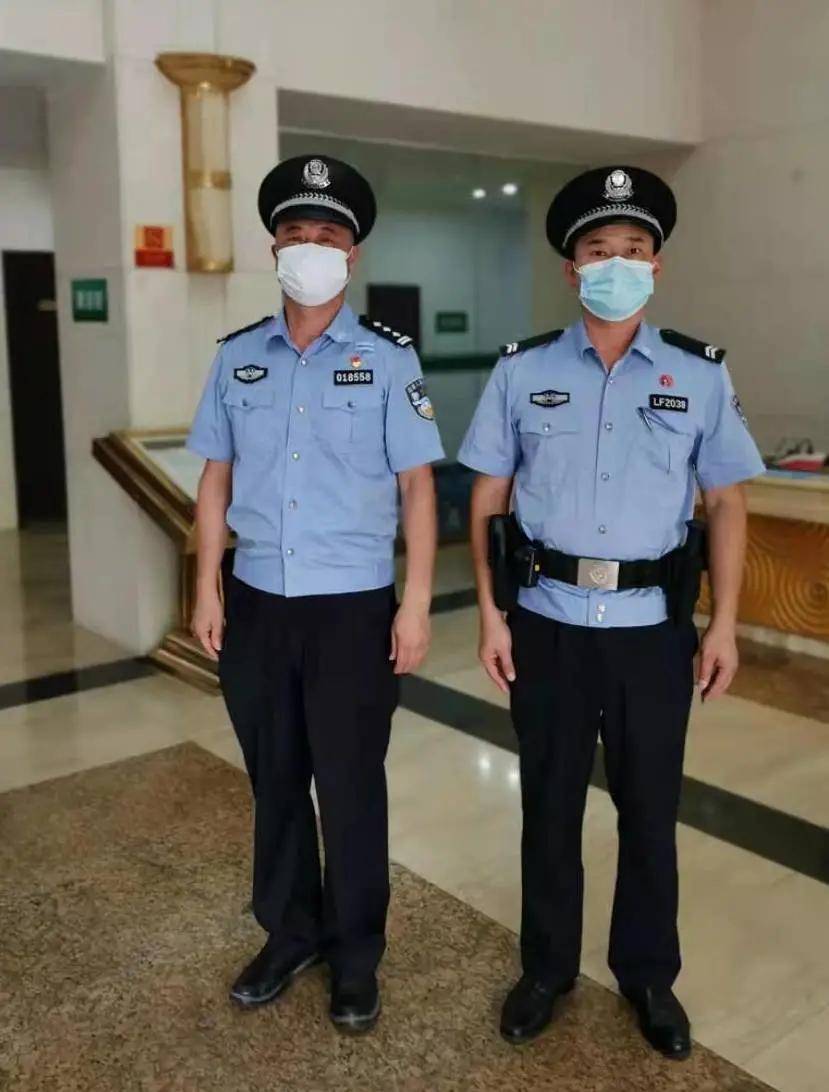 隔离|3位“老民警”的战“疫”故事 | 党旗在防疫一线高高飘扬