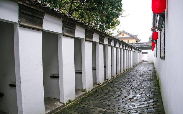 广西贡院(科举考试场所)科举考试在中国历史上经历了一千多年的时间