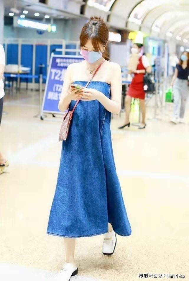 材质|李菲儿的眼睛也太大了吧,笑起来弯弯的好可爱,真有少女感