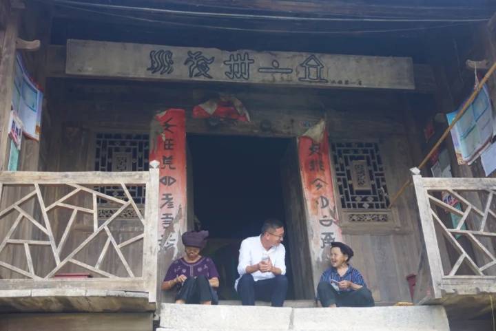 什么时候回老家发展 09f8f8efd56a407c9a01edf9eba0e185.jpeg