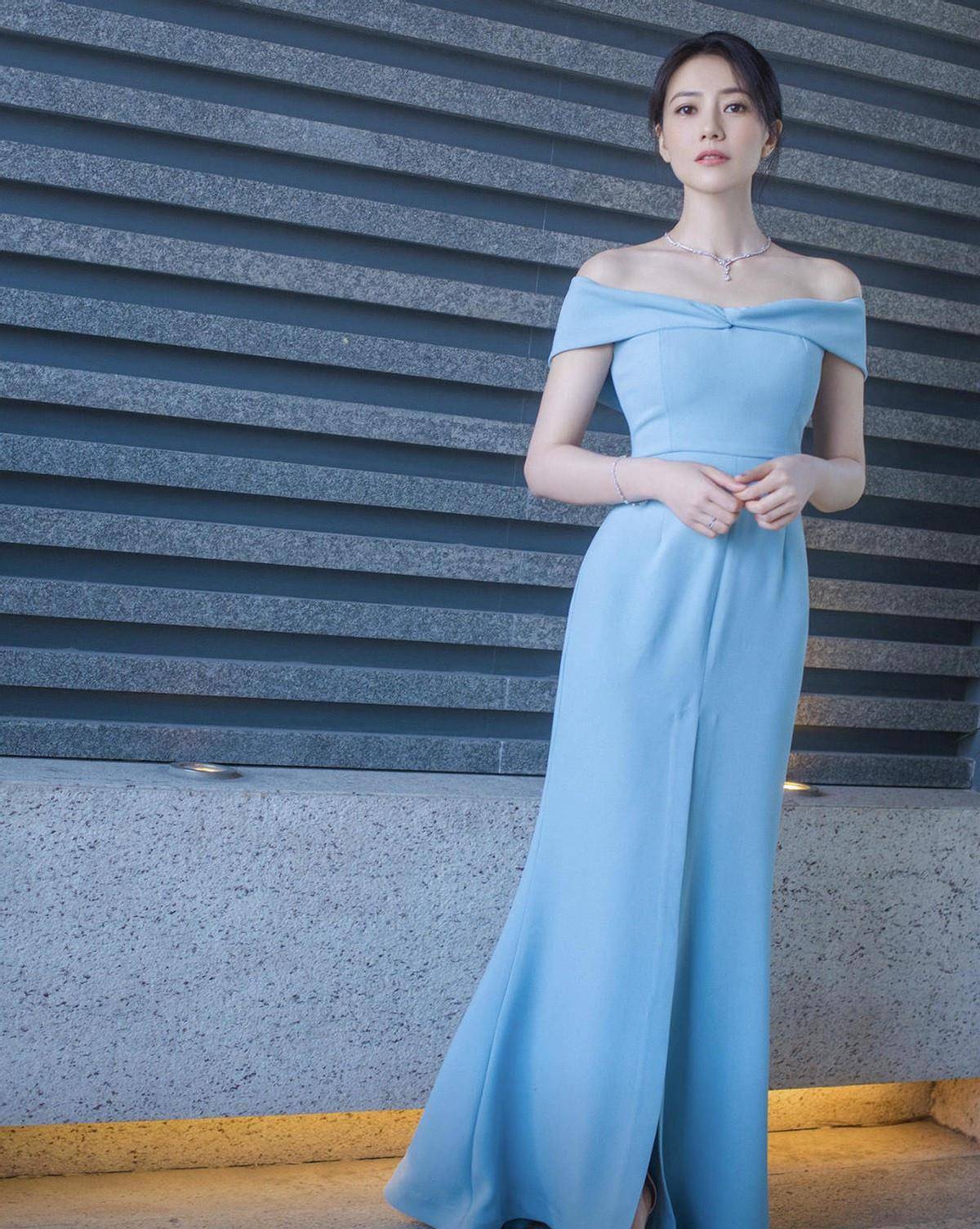 出圈|高圆圆的“知性风”美出圈,原来大龄女性不扮嫩,也能穿出魅力