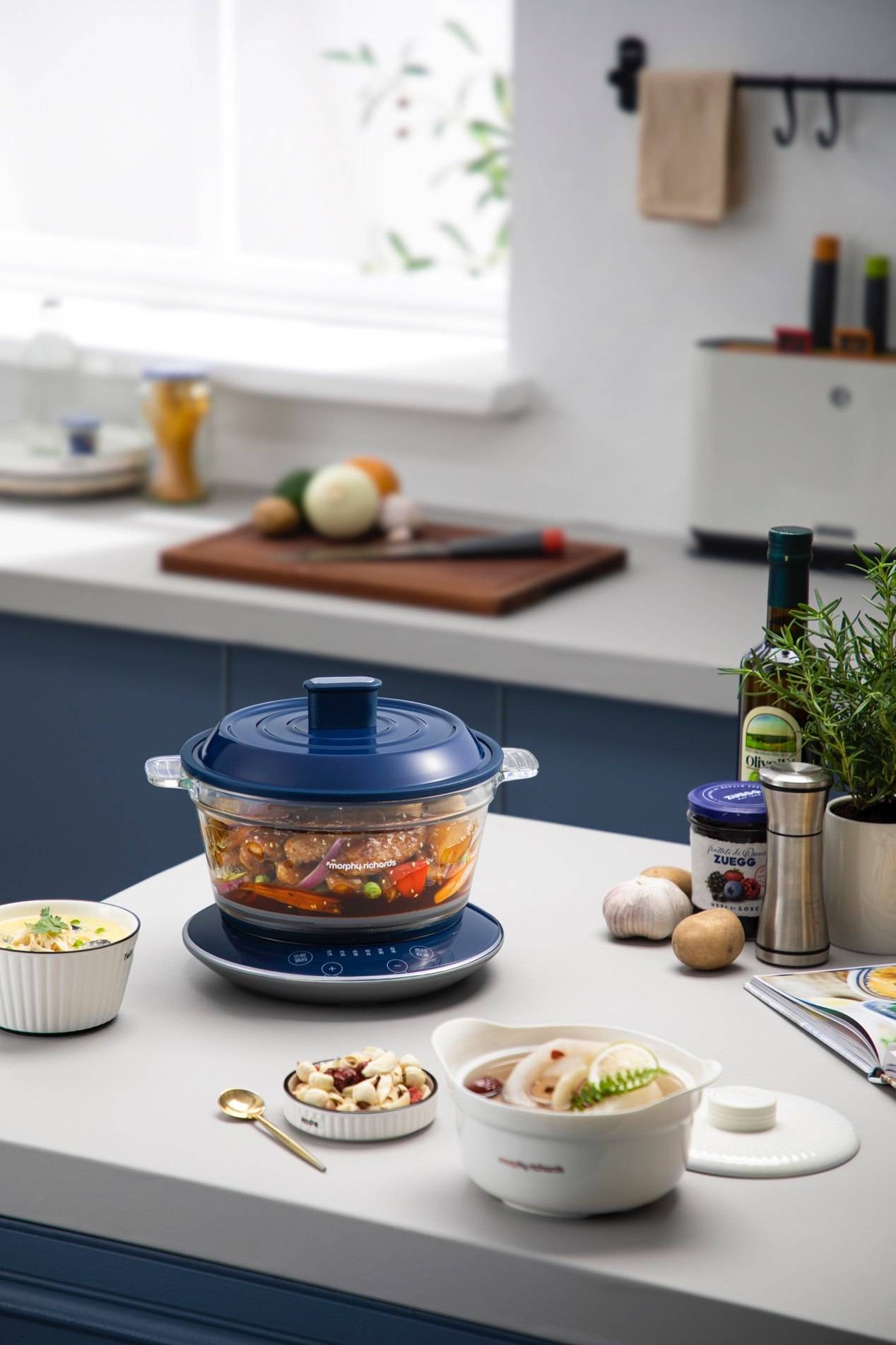 摩飞养生锅:滋补又解馋的花式美味,全到锅里来_厨房