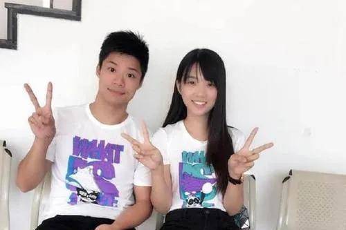 刚求|苏炳添想要二胎，与校花女友初中递纸条早恋，16年结婚儿子3岁