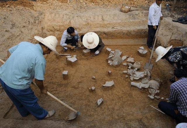 真的存在九阴真经吗05年江西发现一座千年古墓揭晓了真相