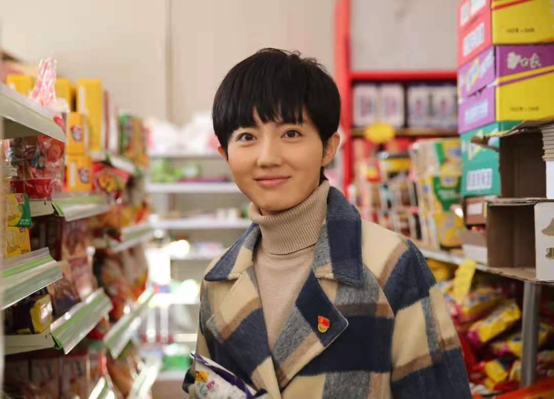 赵毅|《留住春天》越过崎岖走向康庄，现实主义的又一次浪漫奔袭