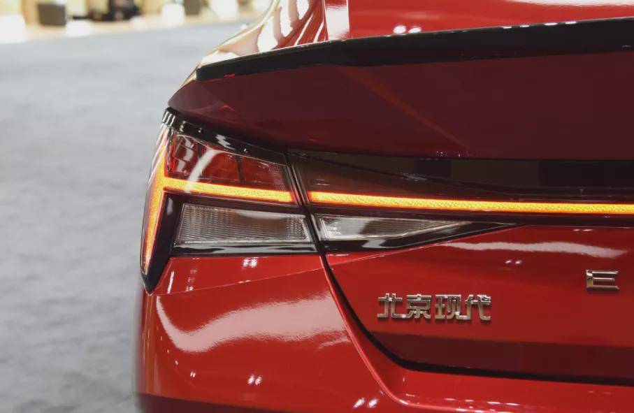 伊兰特2021款油耗多少 554a2d44b653431eb87f3c3e44068953.jpeg