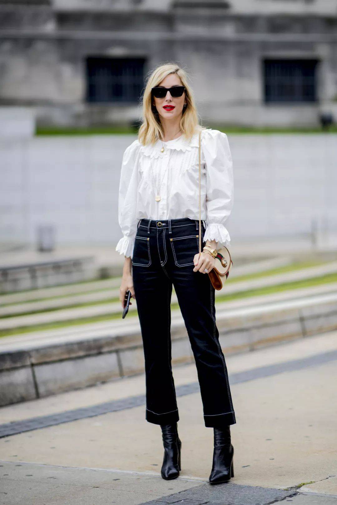 驼色|大半个娱乐圈都在穿，好看极了。