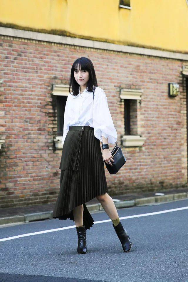 驼色|大半个娱乐圈都在穿，好看极了。