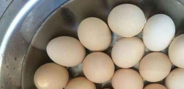 怎么腌咸鸡蛋又香又流油 a9f919c1a2ef4550b823019711f546c4.jpeg