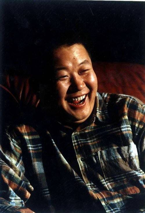 原创车祸身亡的8位名人每个都令人心痛最大的89岁最小的27岁