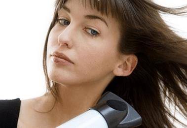 洗头|生完孩子的孕妇，月子里需要洗澡、洗头的话，4个关键点要注意