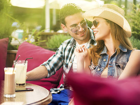 什么样的行为叫暧昧行为 f2ff252ef2324eb8a1db2b6b09b997f3.jpeg