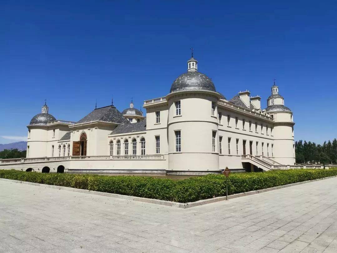 张裕摩|观万亩葡萄长廊,赏贺兰山下酒庄!