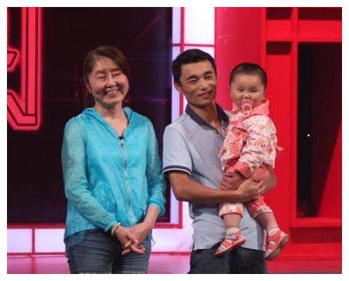 节目组|17年前，产后变成“老太太”的胡娟，如今“重获新生”收获真爱