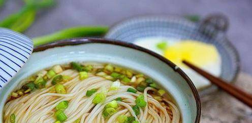 香菜|几种好吃的早餐面条,早晨煮一碗,吃得舒服又健康