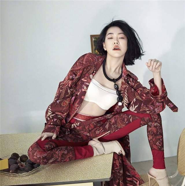 身材|小S 穿搭了得，与14岁女儿同框像姐妹，她的穿搭技巧时尚又减龄