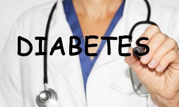 饮食|糖尿病患者出现低血糖，可能是这4个原因造成的，得提防