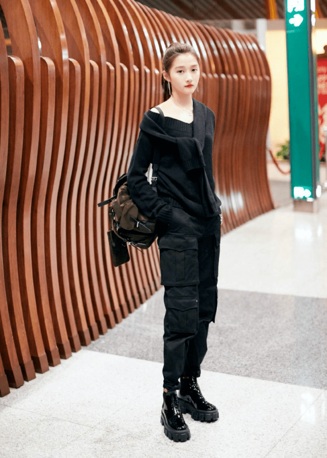 赵丽颖|入秋的鞋子贵在百搭！马丁靴的7种基础LOOK，不会穿的人照搬无误