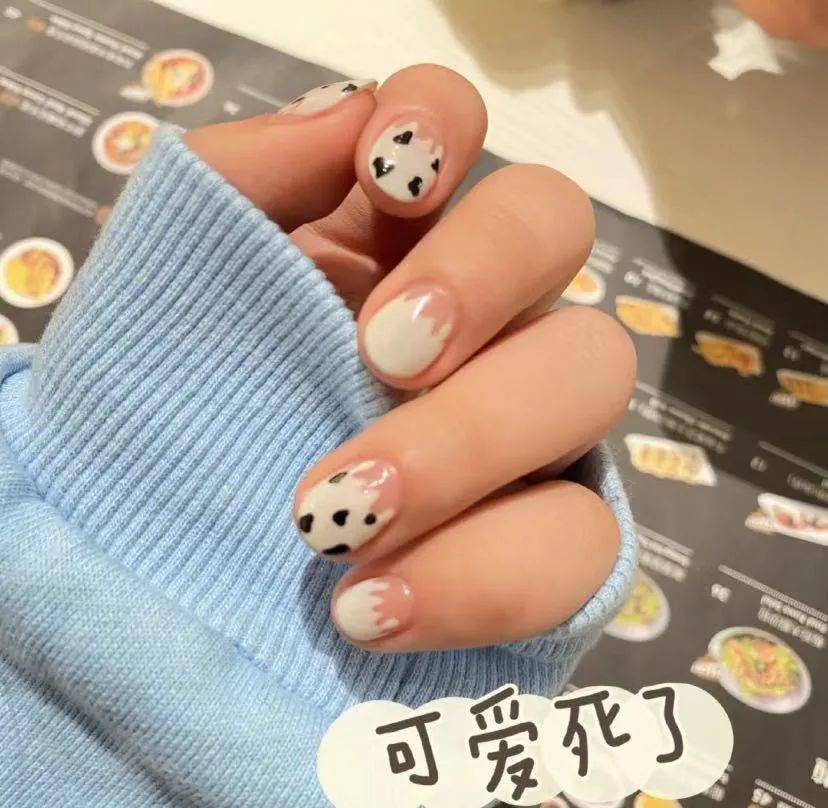 无敌|新年除了美发，别忘了美甲！今年流行这3款，显白又高级