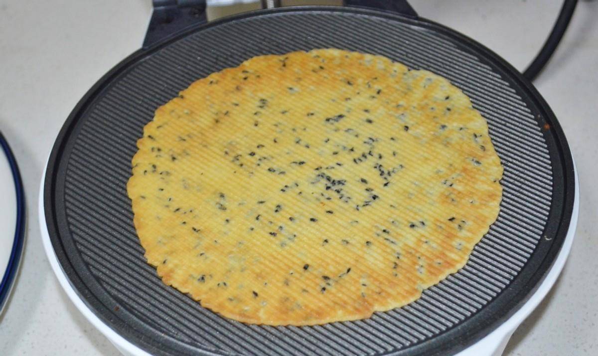 小孩子|教你用平底锅做蛋卷,酥脆可口,在家就能轻松做