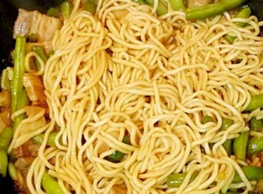 美食|学会做这道美味营养的美食,晚餐再也用担心,一家人都很喜欢吃