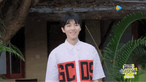 扣子|内娱男徳穿衣指南