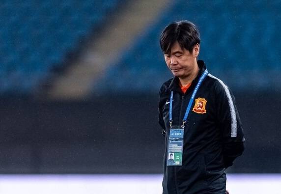 原创李霄鹏对武汉队改造初具成效彻底去掉李铁留下的烙印效果显著