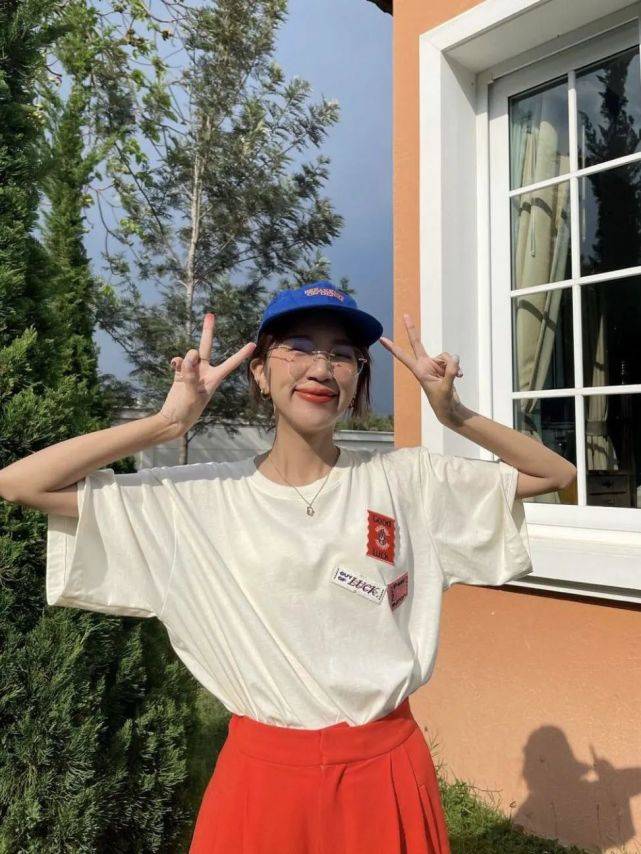 夏天|疯狂心动的夏日穿搭，加点彩色更好看