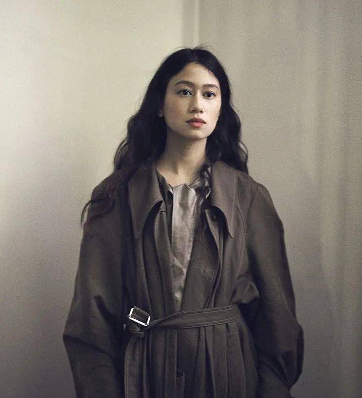 美人|美过Jennie，就这一张伪素颜、大方脸竟是“法国偷心贼”？