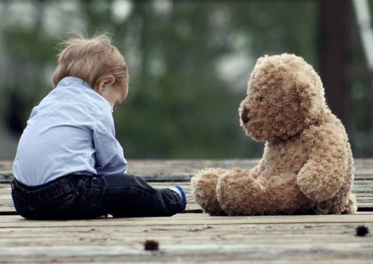 成就感|广东53岁妈妈心理空虚，做试管生二胎儿子玩，自称很有成就感