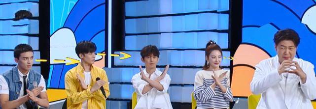 杜海涛|《快本》现场量腿长，王彦霖106，丁程鑫105，杜海涛不足100