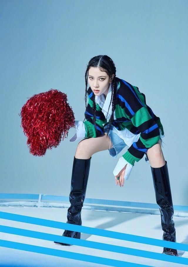 身材|宋妍霏少女心爆棚，身穿粉色短裙变身小公主，身材简直A爆了