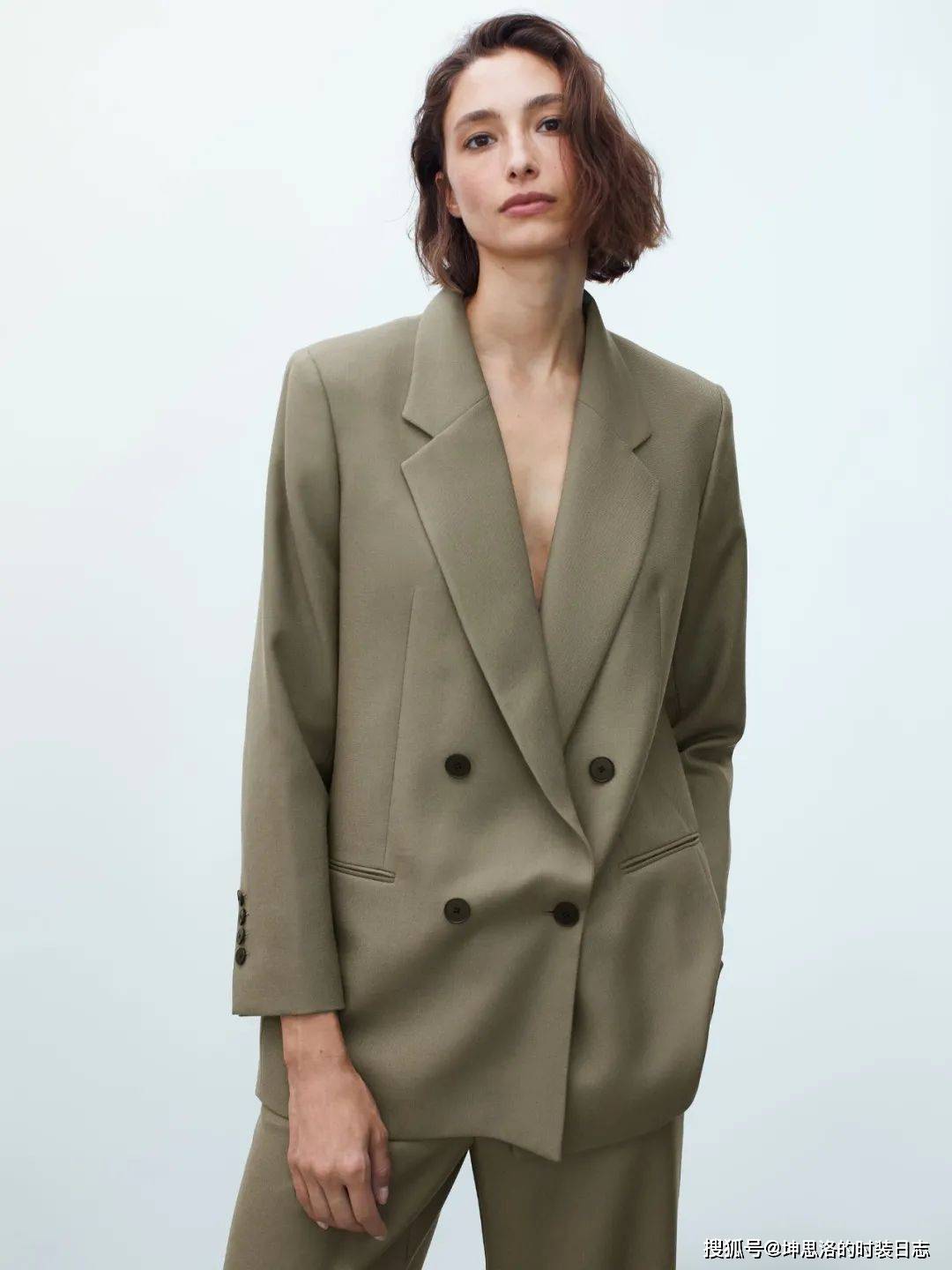 时装|Lookbook画册丨MASSIMO DUTTI 2021秋冬 都市简约摩登