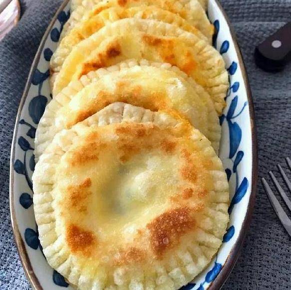 鸡蛋灌饼怎么做好吃教学视频 645dec8c48b148ed956c24422ca5bf97.jpeg