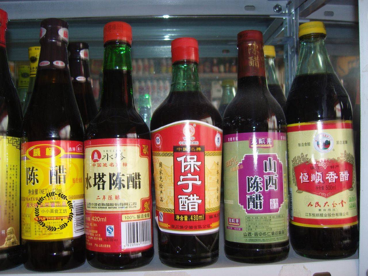 全中国哪里的食醋最好吃认清这4个产地醇香爽口别错过了
